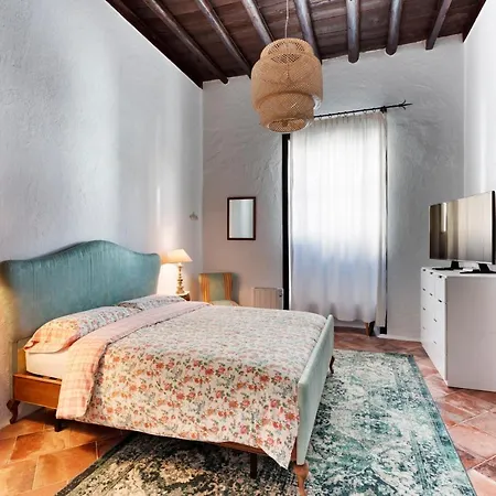 El Patio De Franky Teguise (Lanzarote)